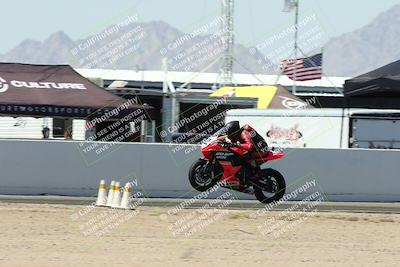 media/Apr-20-2025-CVMA (Sun) [[39090e8767]]/Race 16-Formula Middleweight/